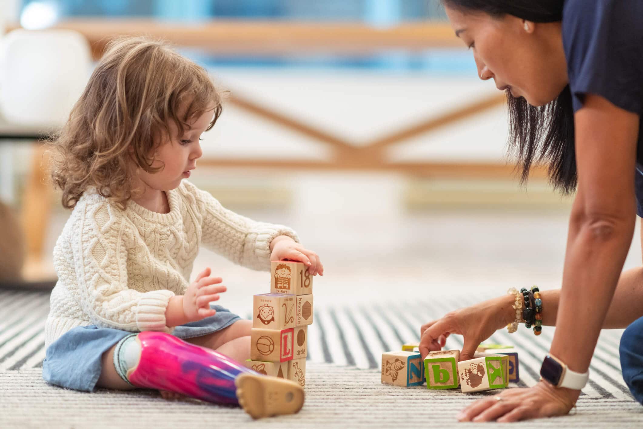 Compre Brinquedos educativos de crianças montessori enfrentam