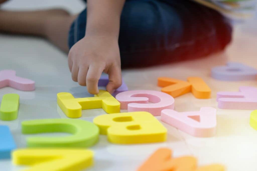 Brinquedos que estimulam a fala: aprendizado e diversão